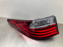 Load image into Gallery viewer, Tail Lamp Light LEXUS ES350 2014 - NW440748