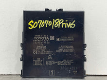 Load image into Gallery viewer, Computer Toyota Prius 2018 - NW439968