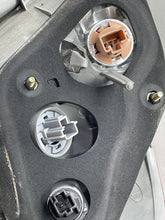 Load image into Gallery viewer, OUTER TAIL LIGHT LAMP Toyota Camry 2012 12 2013 13 2014 14 Right - NW441670