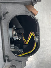 Load image into Gallery viewer, HEADLIGHT LAMP ASSEMBLY 325ci 325i 330ci 330i 330xi 04-06 Right - NW441520