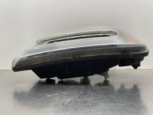 Load image into Gallery viewer, HEADLIGHT LAMP ASSEMBLY Trailblazer Trailblazer Ext 02-09 Left - NW564230