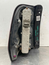 Load image into Gallery viewer, TAIL LIGHT LAMP ASSEMBLY Trailblazer Trailblazer Ext 02-09 Right - NW563968