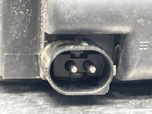 Load image into Gallery viewer, Fog Light BMW 540i 525i Z3 1996 96 1997 97 1998 98 1999 99 00 01 02 03 Right - NW442596