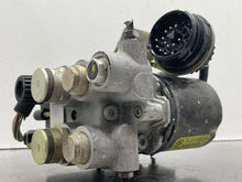 Load image into Gallery viewer, ABS PUMP 318i 325i 328i Z3 1995 95 1996 96 1997 97 - NW442423