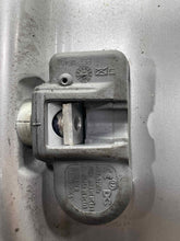 Load image into Gallery viewer, WHEEL RIM C230 C250 C300 C350 C63 08-13 17x7-1/2 - NW443137