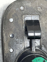 Load image into Gallery viewer, Park Lamp Light Cadillac STS 2006 - NW443399