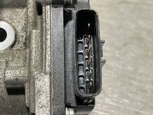 Load image into Gallery viewer, THROTTLE BODY RDX 2007 07 2008 08 2009 09 2010 10 11 12 - NW443738