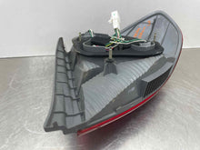 Load image into Gallery viewer, TAIL LIGHT LAMP ASSEMBLY Prius 2001 01 2002 02 2003 03 Left - NW444248