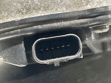 Load image into Gallery viewer, Throttle Body Ford Explorer 2013 - NW445199