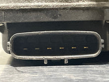 Load image into Gallery viewer, THROTTLE BODY Tundra Tacoma 4 Runner 2003 03 2004 04 2005 05 06 07 08 - 11 - NW178662