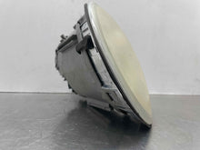 Load image into Gallery viewer, HEADLIGHT LAMP ASSEMBLY Beetle 98 99 00 01 02 03 04 05 Right - NW445493