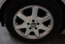 Load image into Gallery viewer, WHEEL Slk230 Slk320 16" 7 Spoke Aluminum - NW200643