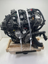 Load image into Gallery viewer, Engine Motor 2014 - NW445953