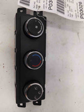 Load image into Gallery viewer, REAR TEMPERATURE CONTROLS Town & Country Caravan Journey 08-10 - NW432414
