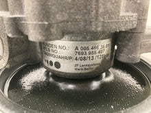 Load image into Gallery viewer, POWER STEERING PUMP C250 C300 C350 C63 12 13 14 15 - NW446216