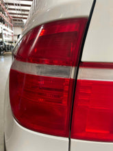 Load image into Gallery viewer, OUTER TAIL LIGHT LAMP BMW X5 X5M 07 08 09 10 Left - NW446745