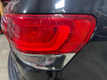 Load image into Gallery viewer, OUTER TAIL LIGHT LAMP Jeep Grand Cherokee 15 16 17 18 19 20 Right - NW447801