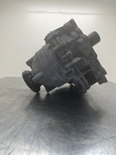 Load image into Gallery viewer, Transfer Case GRAND CHEROKEE 2019 - NW447798