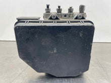 Load image into Gallery viewer, ABS ANTI-LOCK BRAKE PUMP Infiniti QX60 2014 14 - NW447869