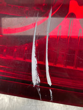 Load image into Gallery viewer, TAIL LIGHT LAMP Jeep Commander 06 07 08 09 10 Left - NW448264
