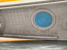 Load image into Gallery viewer, SIDE MARKER LAMP LIGHT Liberty 2008-2012 Bumper Mounted Left - NW448631