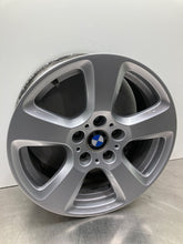 Load image into Gallery viewer, WHEEL 535xi 528xi 525xi 2006 06 2007 07 08 09 10 17x7.5 5 Spoke - NW449613