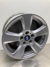 Load image into Gallery viewer, WHEEL 535xi 528xi 525xi 2006 06 2007 07 08 09 10 17x7.5 5 Spoke - NW449614