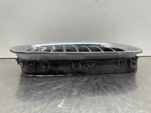Load image into Gallery viewer, Grille BMW 550I GT 2010 - NW449877