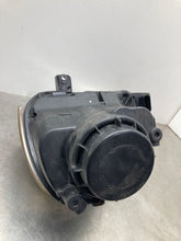 Load image into Gallery viewer, HEADLIGHT LAMP ASSEMBLY Golf Golf GTI Jetta R32 Rabbit 05-10 Right - NW449417
