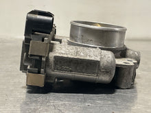 Load image into Gallery viewer, THROTTLE BODY Saab 9-3 2007 07 2008 08 2009 09 2010 10 - NW450856