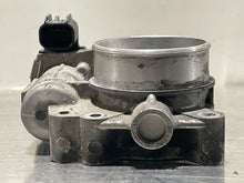 Load image into Gallery viewer, THROTTLE BODY Saab 9-3 2007 07 2008 08 2009 09 2010 10 - NW450856