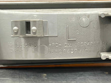 Load image into Gallery viewer, PARKLAMP Blazer S10 S15 Sonoma 1998 98 1999 99 00 01 02 03 04 05 Left - NW452285
