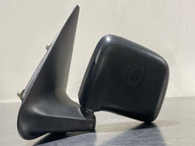 Load image into Gallery viewer, SIDE VIEW MIRROR Ford Ranger 1995 95 1996 96 1997 97 98 99 00 - 05 Manual Left - NW452649