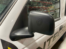 Load image into Gallery viewer, SIDE VIEW MIRROR Ford Ranger 1995 95 1996 96 1997 97 98 99 00 - 05 Manual Left - NW452649