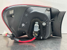 Load image into Gallery viewer, OUTER TAIL LIGHT LAMP GS300 GS350 GS430 GS450H GS460 06-11 Right - NW453580