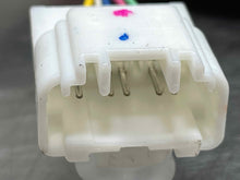 Load image into Gallery viewer, OUTER TAIL LIGHT LAMP GS300 GS350 GS430 GS450H GS460 06-11 Right - NW453580