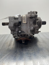 Load image into Gallery viewer, 4X4 TRANSFER CASE Volkswagen CC Tiguan 09 10 11 12 13 14 Auto - NW454900