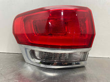 Load image into Gallery viewer, Tail Lamp Light GRAND CHEROKEE 2015 - NW454904