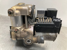 Load image into Gallery viewer, ABS PUMP MERCEDES 190 300D 300E 400E 1986 87 88 89 - 93 - NW455000