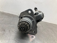 Load image into Gallery viewer, STARTER MOTOR QX60 Altima Murano Murano Cabriolet Pathfinder Quest 13-17 - NW455800