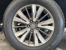 Load image into Gallery viewer, WHEEL RIM Pathfinder 17-20 18x7-1/2 ALLOY 18x7-1/2, 5 lug, 4-1/2" - NW455862