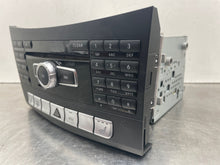 Load image into Gallery viewer, Radio MERCEDES E-CLASS 2015 - NW456178