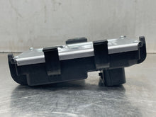 Load image into Gallery viewer, Computer Cadillac SRX 2010 - NW455940