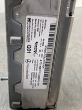 Load image into Gallery viewer, Radio MERCEDES S-CLASS 2012 - NW456608