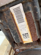 Load image into Gallery viewer, ENGINE Volkswagen Beetle Jetta Rabbit golf 05 06 07 08 09 10 11 2.5L - NW456434