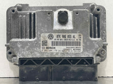 Load image into Gallery viewer, ECU ECM COMPUTER Passat 2012 12 2.5L Auto - NW456423
