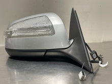 Load image into Gallery viewer, SIDE VIEW MIRROR C230 C300 C350 C63 2008 08 Right - NW456399