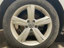 Load image into Gallery viewer, WHEEL RIM Passat 12 13 14 15 17x7 ALLOY - NW457672