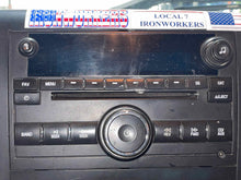 Load image into Gallery viewer, RADIO Avalanche 1500 Express 1500 Van Express 2500 Van 07-14 AM FM CD - NW532068