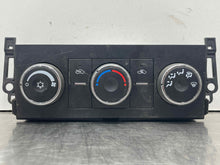 Load image into Gallery viewer, REAR TEMPERATURE CONTROLS Silverado 1500 Pickup Silverado 07-09 - NW457881